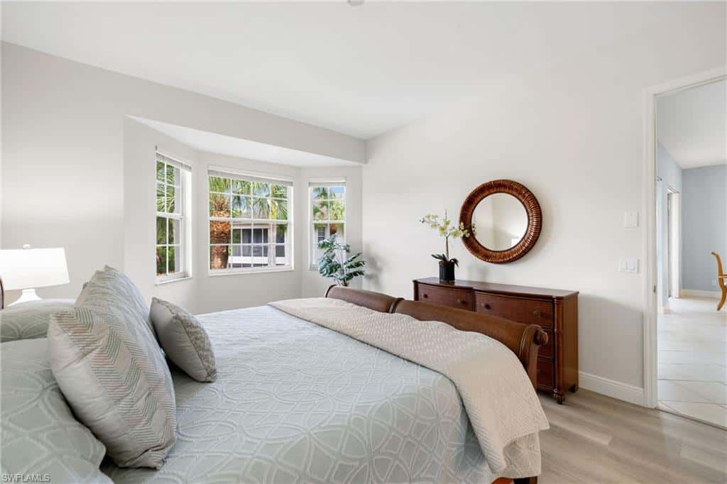 5035 Yacht Harbor Dr #203, Naples, photo 16