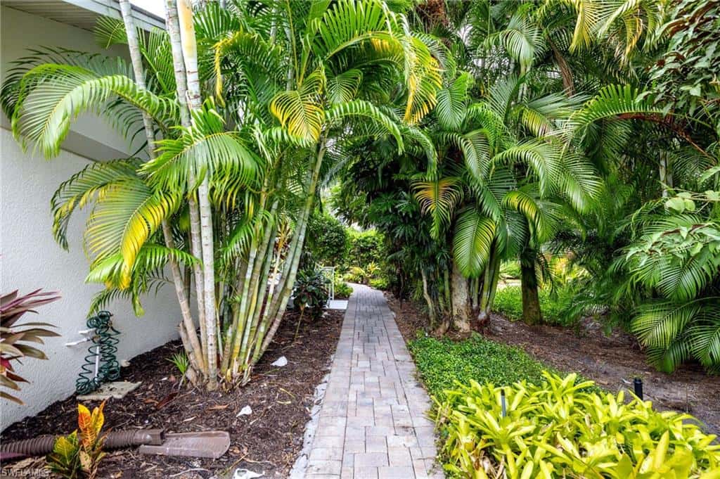 5035 Yacht Harbor Dr #203, Naples, photo 26