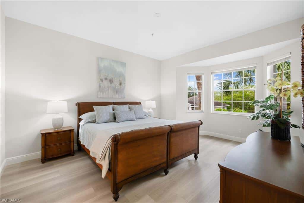5035 Yacht Harbor Dr #203, Naples, photo 15