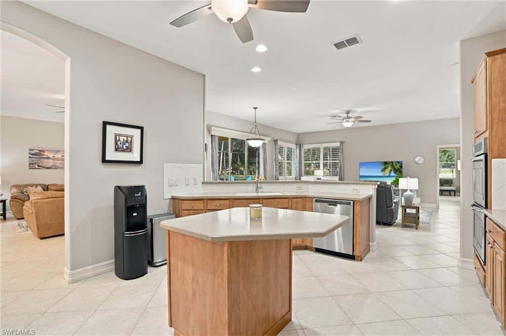 11000 Mahogany Run, Fort Myers, photo 12
