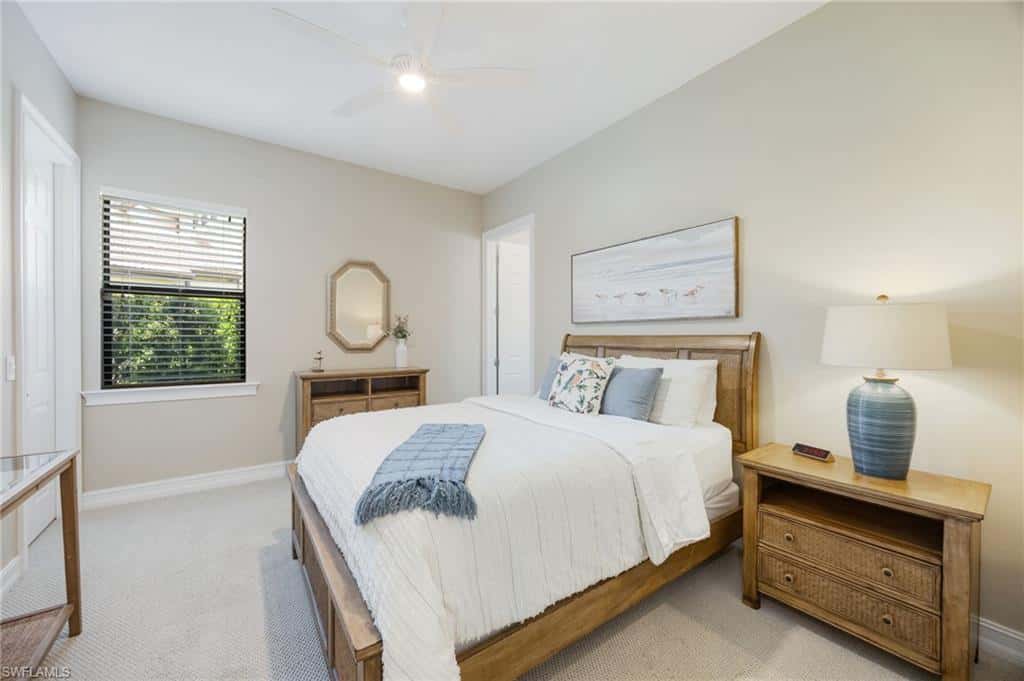 1647 Songbird Ct, Naples, photo 18