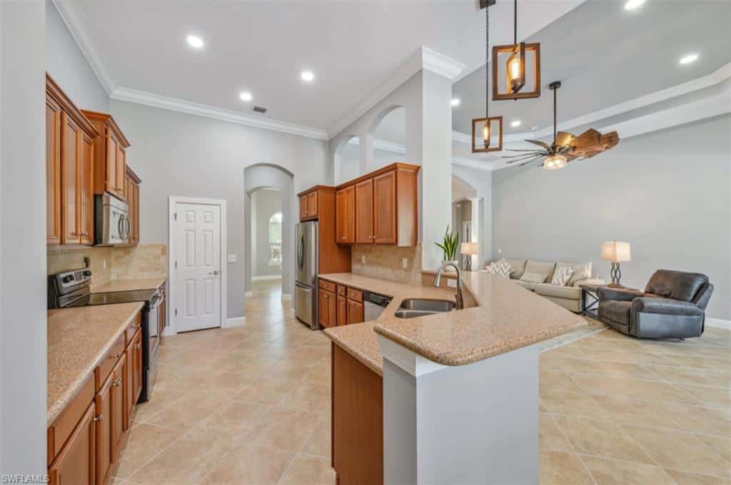26430 Doverstone St, Bonita Springs, photo 9