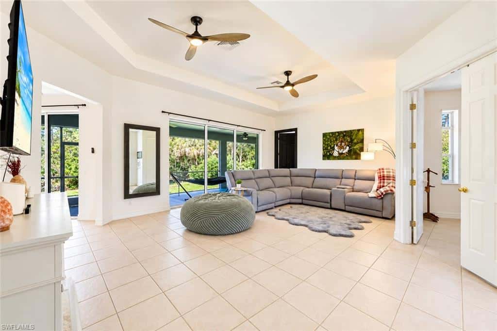 525 Desoto Blvd, Naples, photo 6