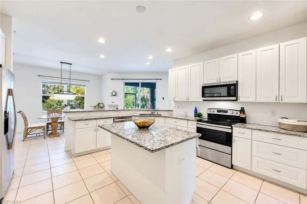 525 Desoto Blvd, Naples, photo 7