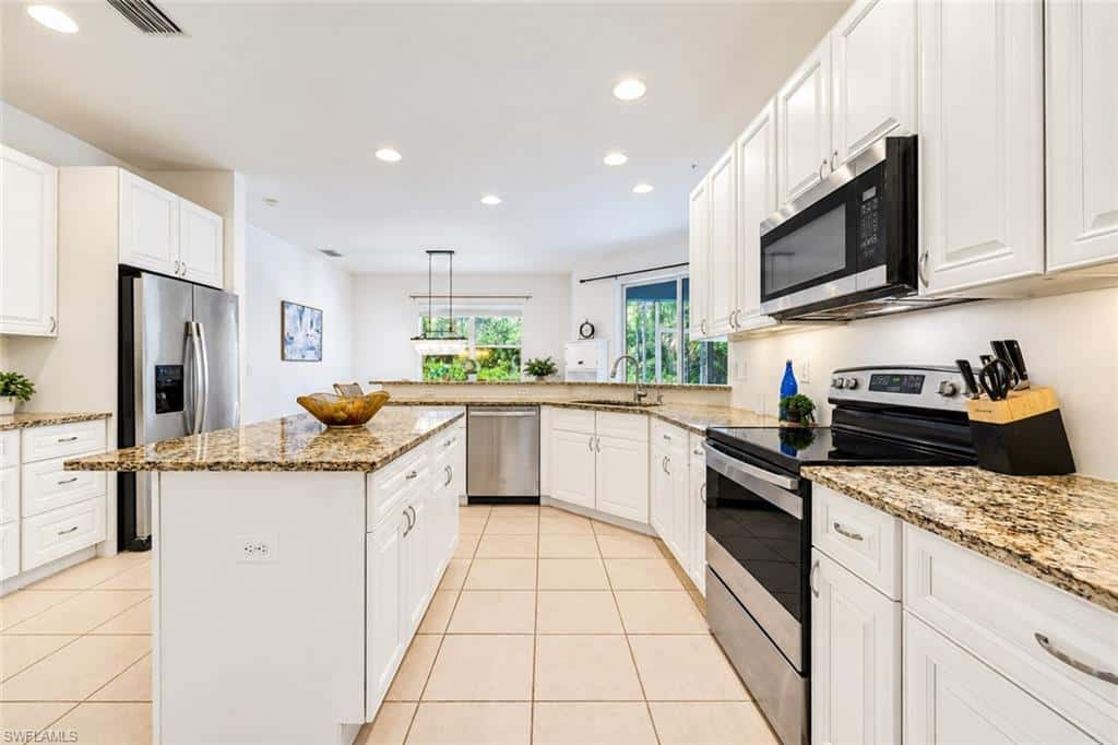 525 Desoto Blvd, Naples, photo 9