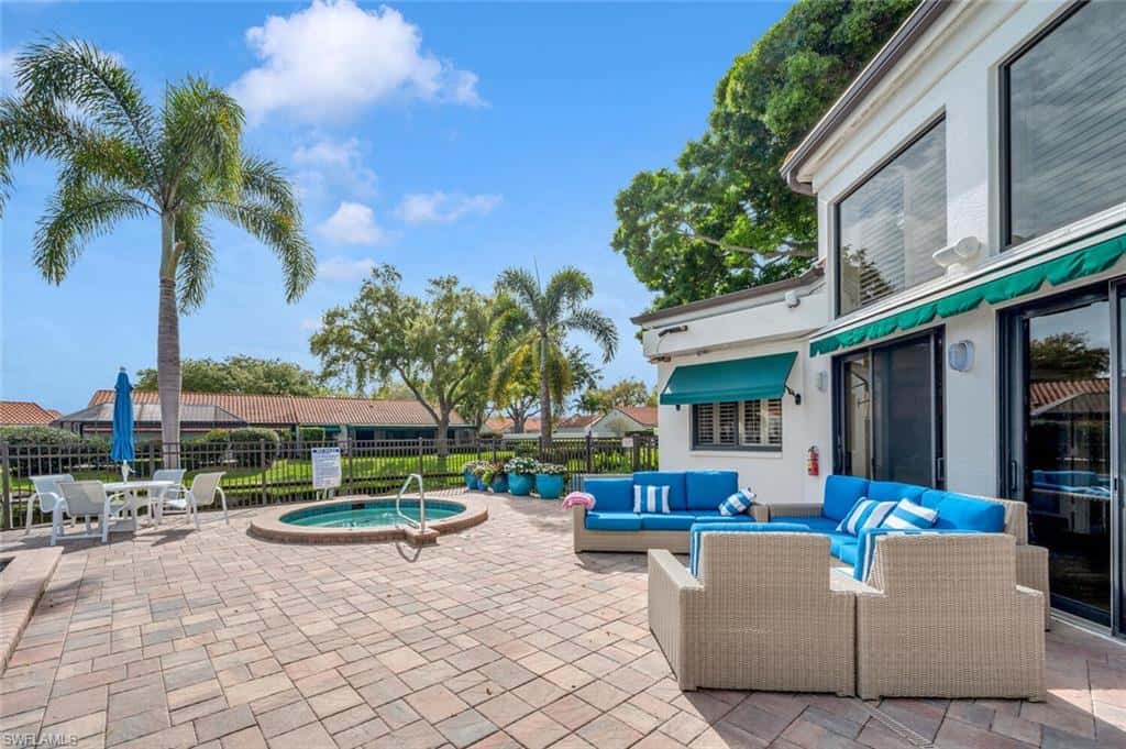 583 Beachwalk Cir #q-203, Naples, photo 33