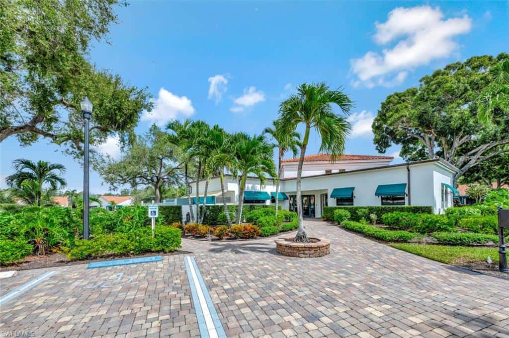 583 Beachwalk Cir #q-203, Naples, photo 31