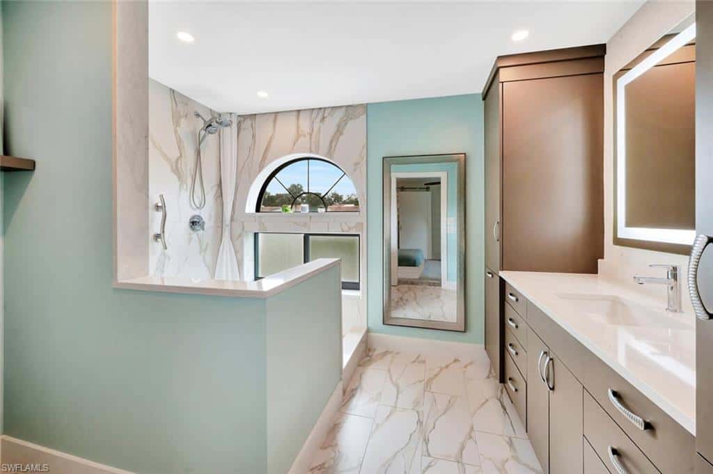 583 Beachwalk Cir #q-203, Naples, photo 8