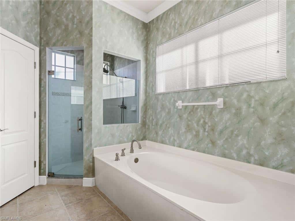25870 Creekbend Dr, Bonita Springs, photo 28