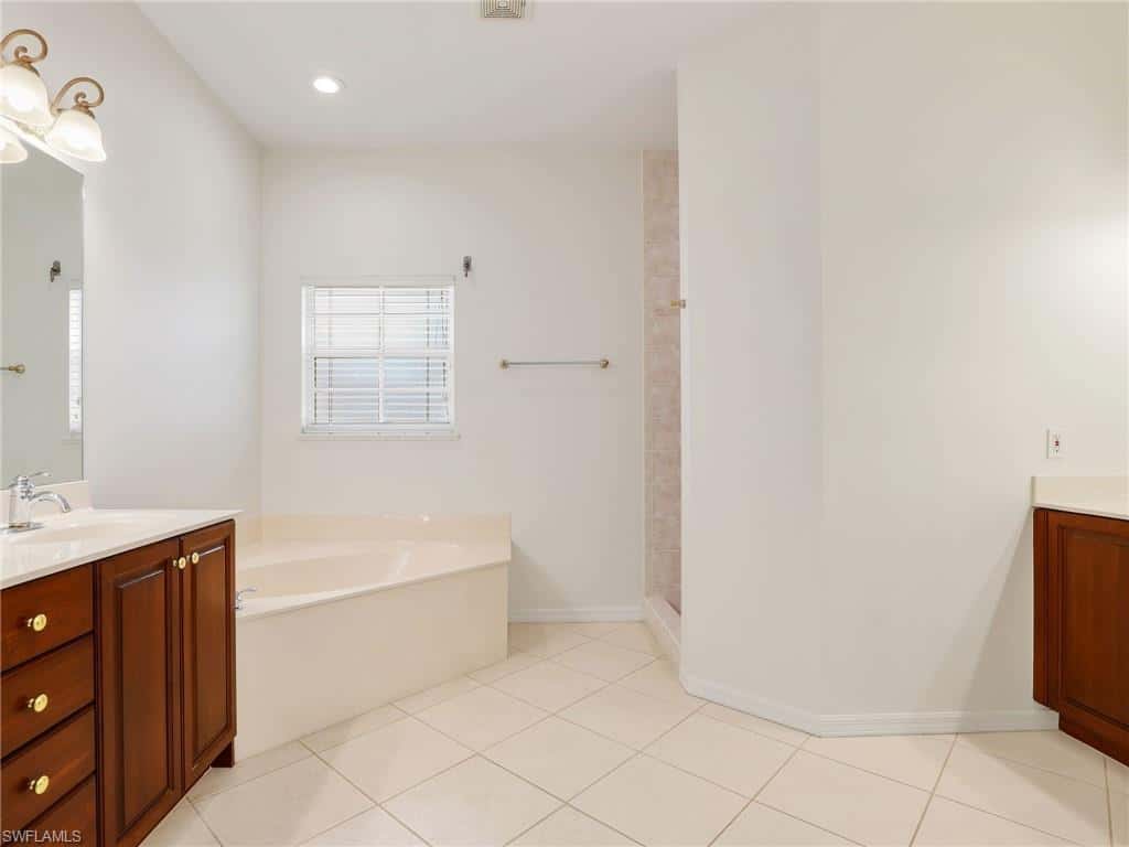 2185 Hawksridge Dr #1103, Naples, photo 32