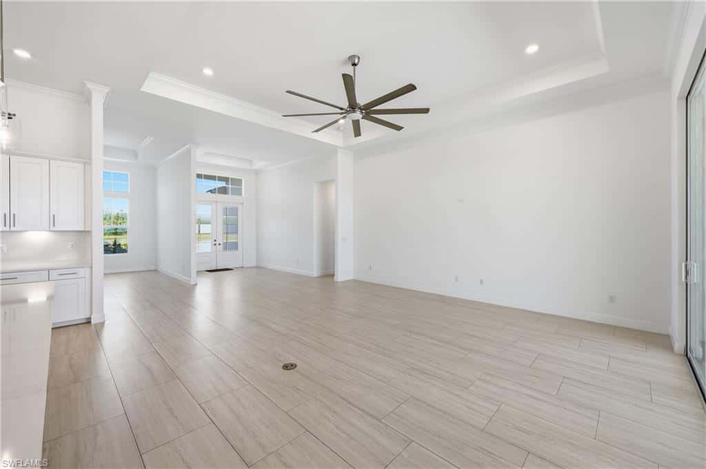18789 Wildblue Blvd, Estero, photo 13