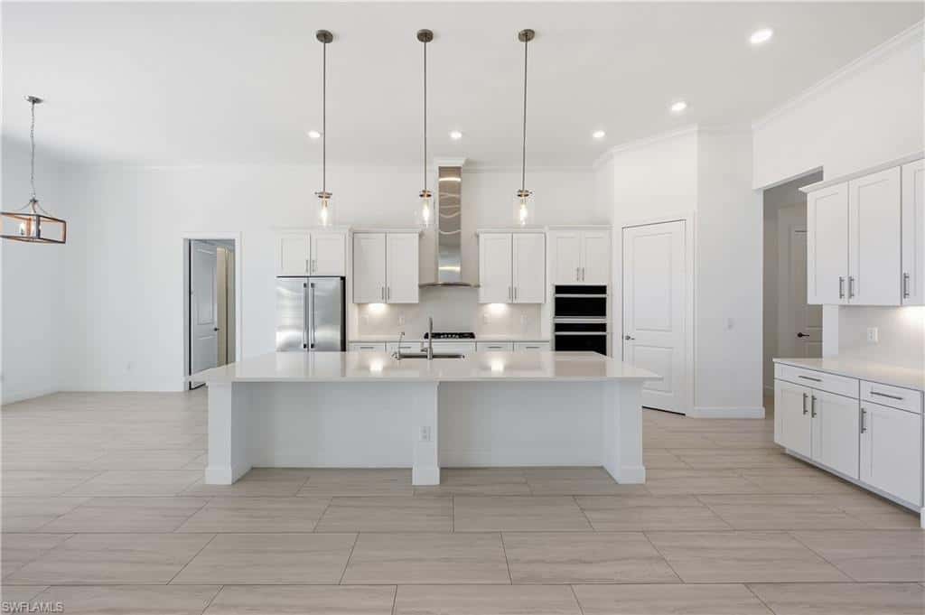 18789 Wildblue Blvd, Estero, photo 15