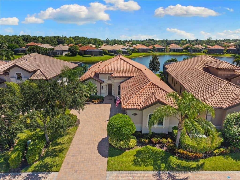 6324 Serano Way, Naples, photo 32