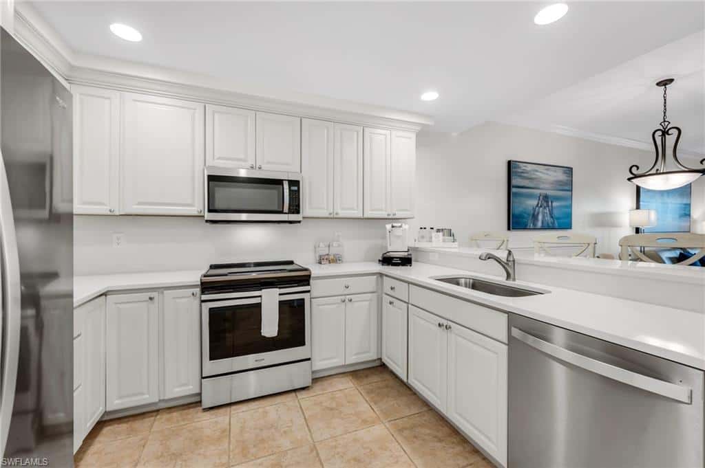 221 9th St #123, Naples, photo 5