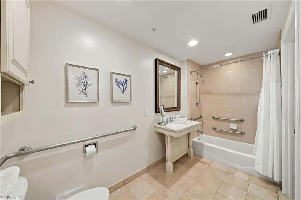 221 9th St #219, Naples, photo 23