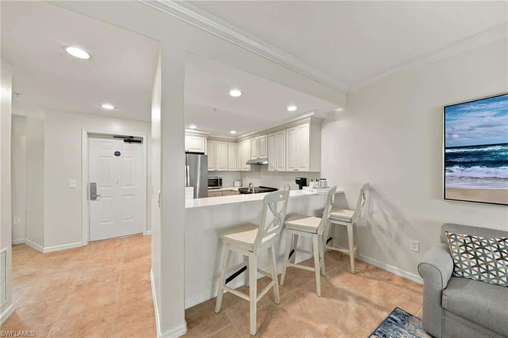 221 9th St #219, Naples, photo 18