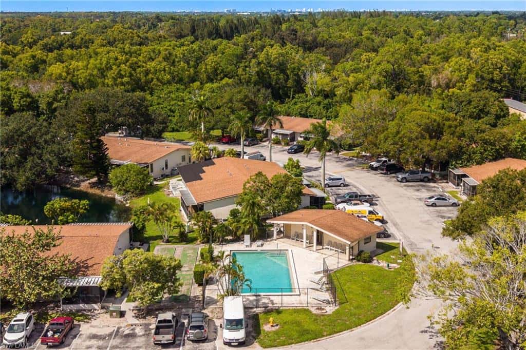5290 Treetops Dr #i201, Naples, photo 27