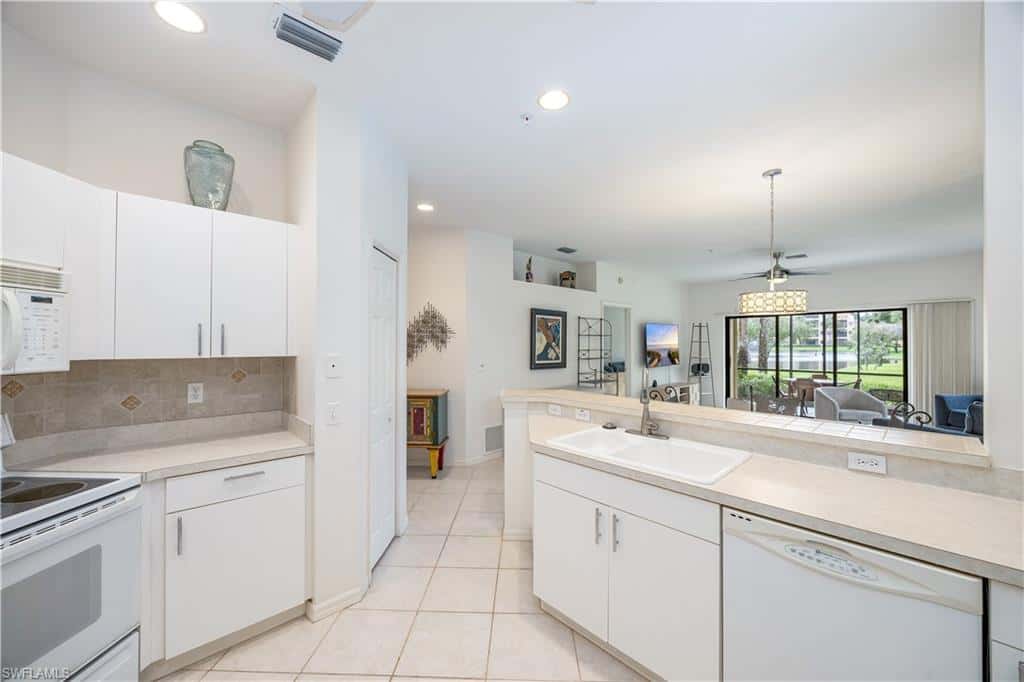 195 Vintage Cir #104, Naples, photo 7