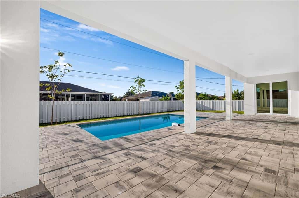 622 16th Pl, Cape Coral, photo 6