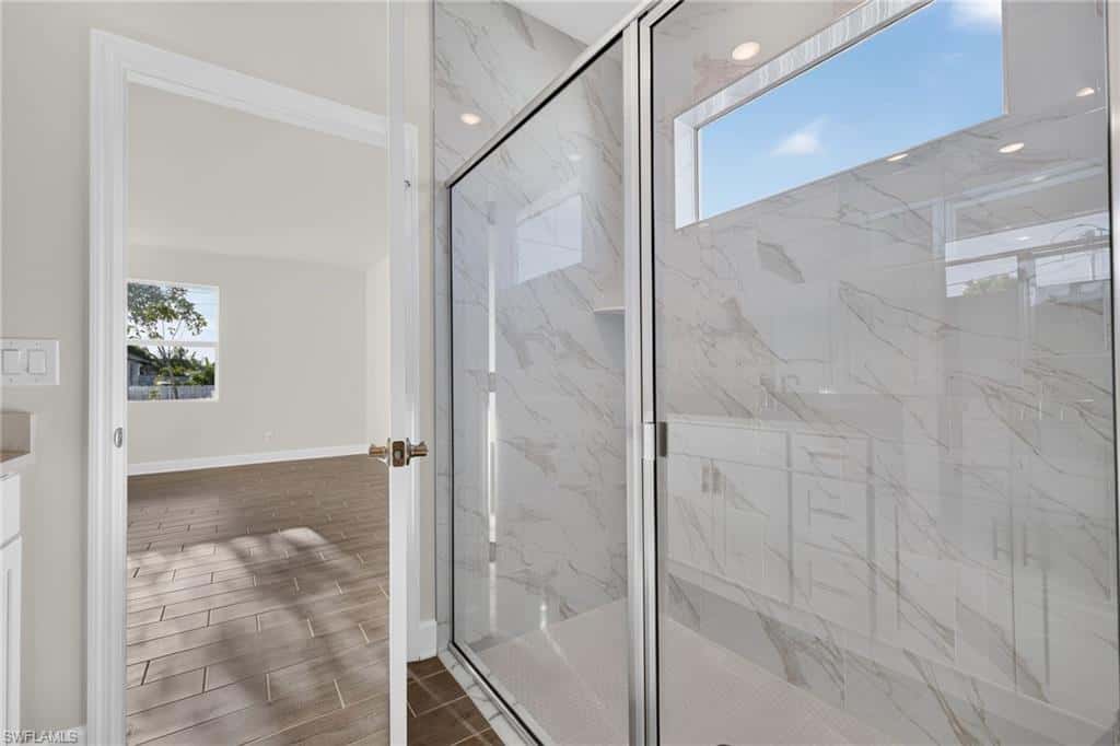 622 16th Pl, Cape Coral, photo 32