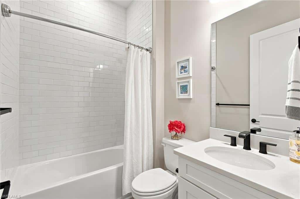 15788 Derna St, Naples, photo 32
