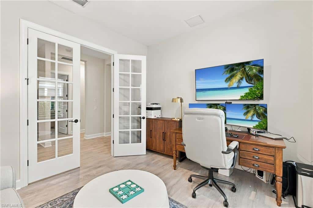 15788 Derna St, Naples, photo 30