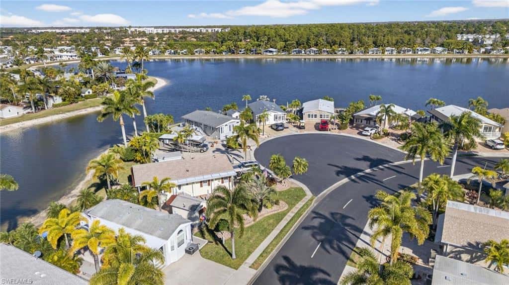 3131 Crystal Lake Dr, Naples, photo 24