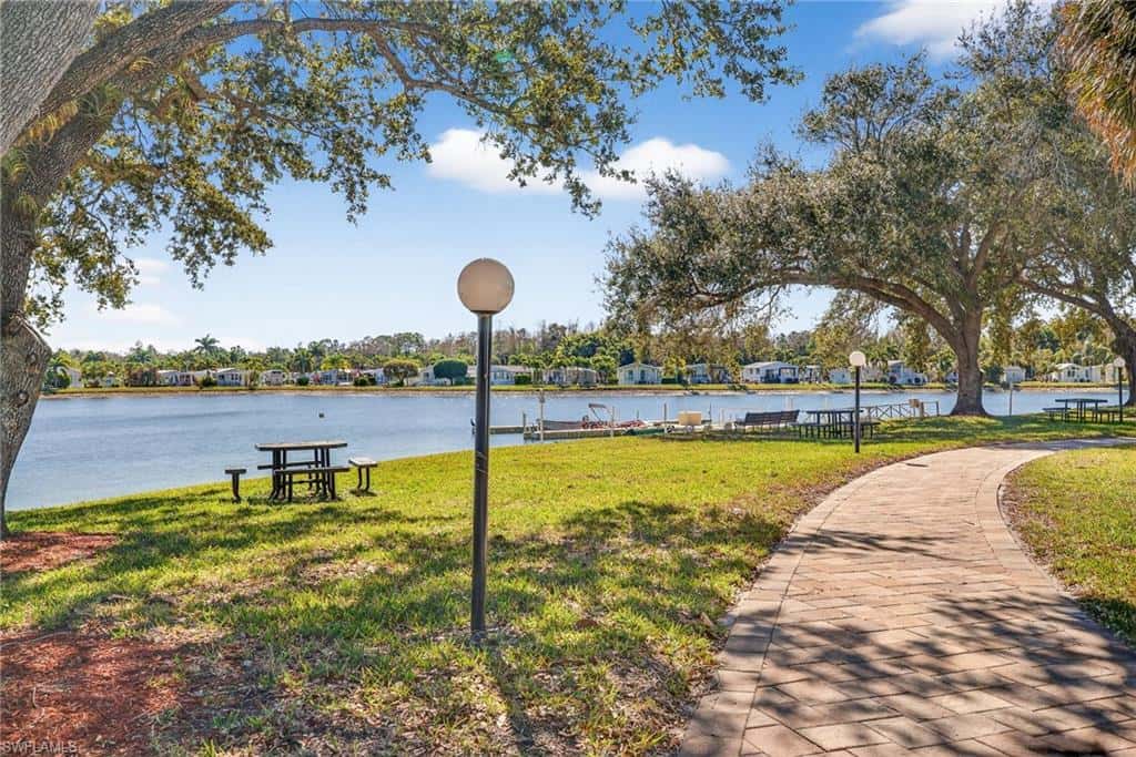 3131 Crystal Lake Dr, Naples, photo 37