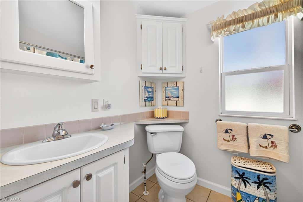 3131 Crystal Lake Dr, Naples, photo 15