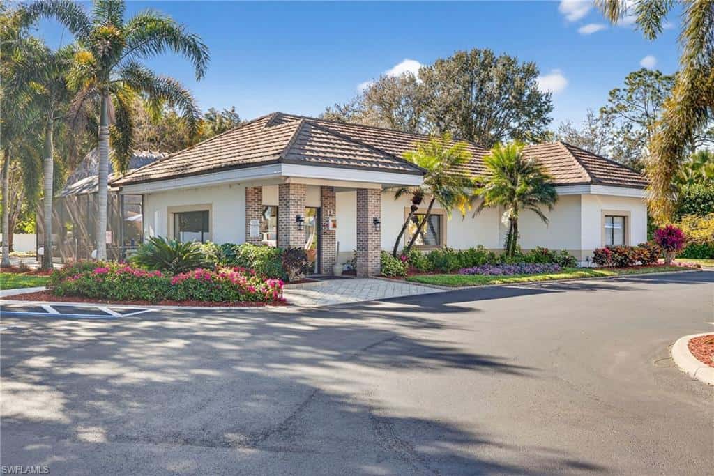 3131 Crystal Lake Dr, Naples, photo 31