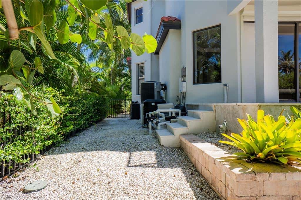 15460 Catalpa Cove Ln, Fort Myers, photo 11