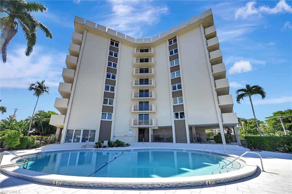 2150 Gulf Shore Blvd #703, Naples, photo 28