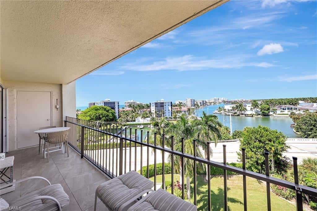 2150 Gulf Shore Blvd #703, Naples, photo 24