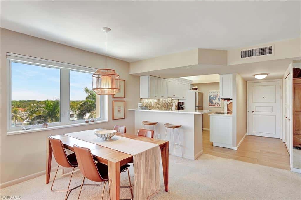 2150 Gulf Shore Blvd #703, Naples, photo 10