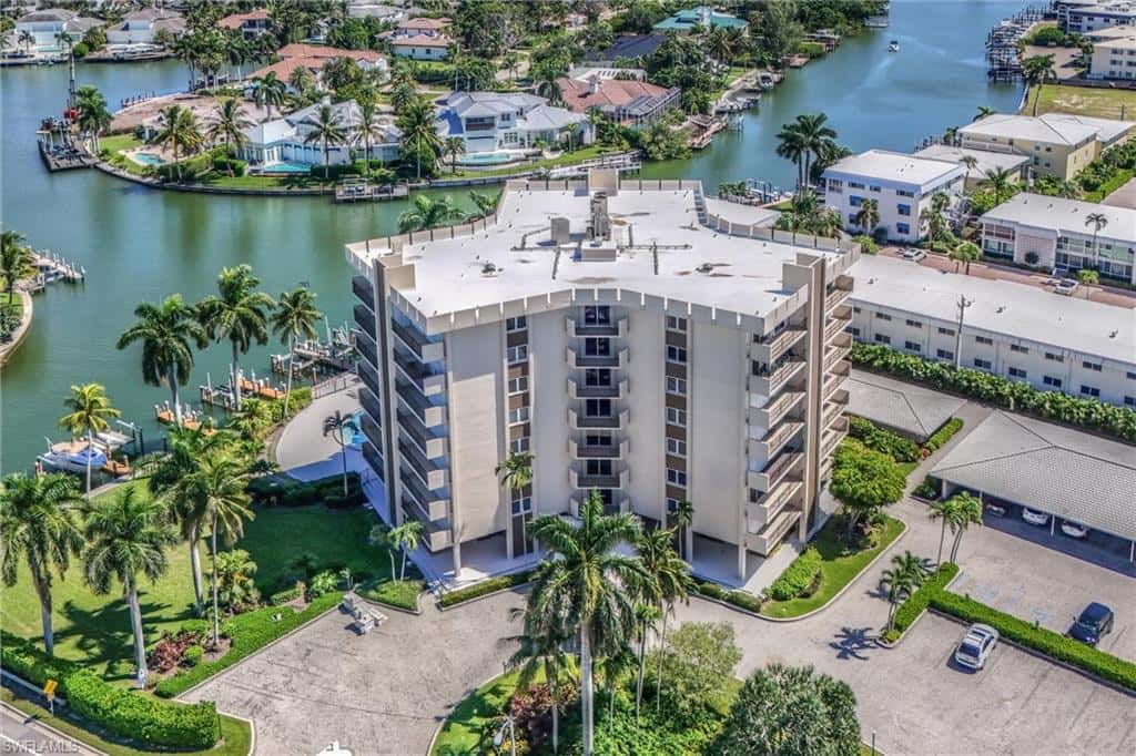 2150 Gulf Shore Blvd #703, Naples, photo 41