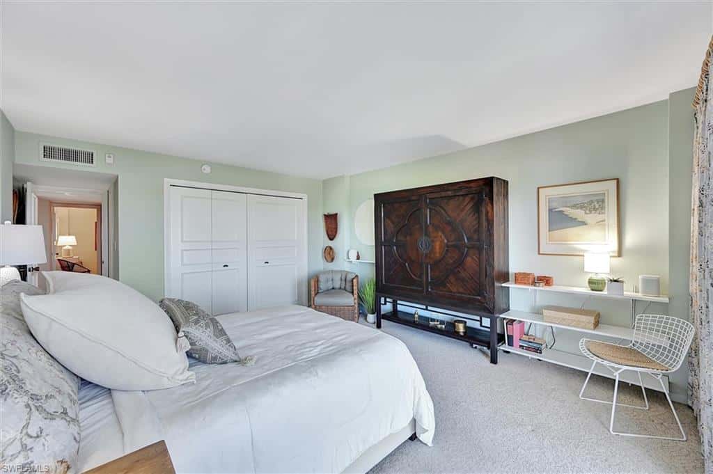 2150 Gulf Shore Blvd #703, Naples, photo 18