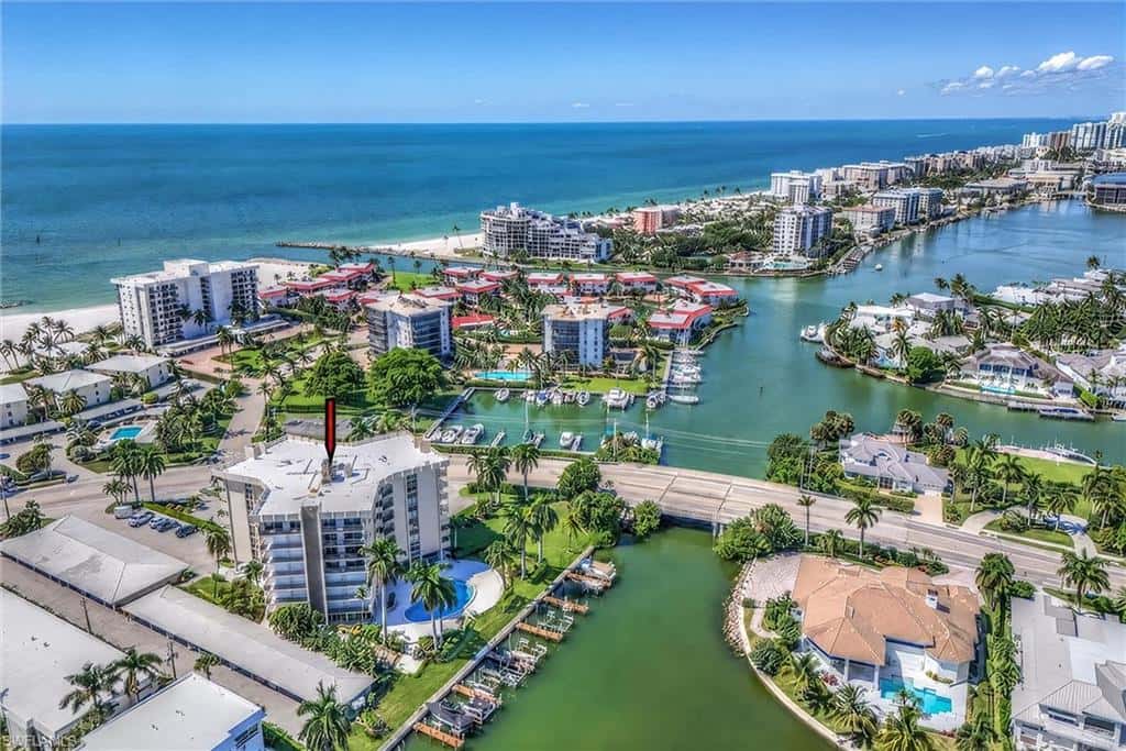 2150 Gulf Shore Blvd #703, Naples, photo 31