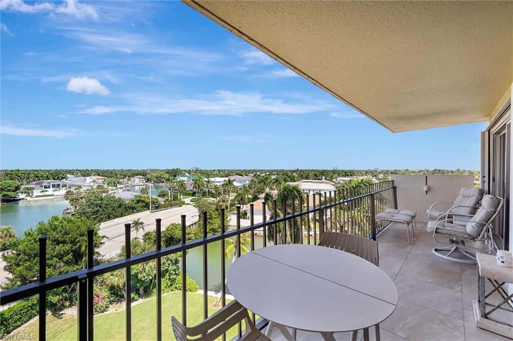 2150 Gulf Shore Blvd #703, Naples, photo 25