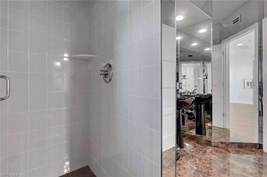 8231 Bay Colony Dr #602, Naples, photo 27