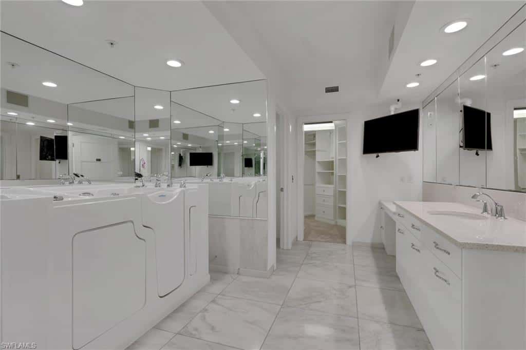 8231 Bay Colony Dr #602, Naples, photo 20