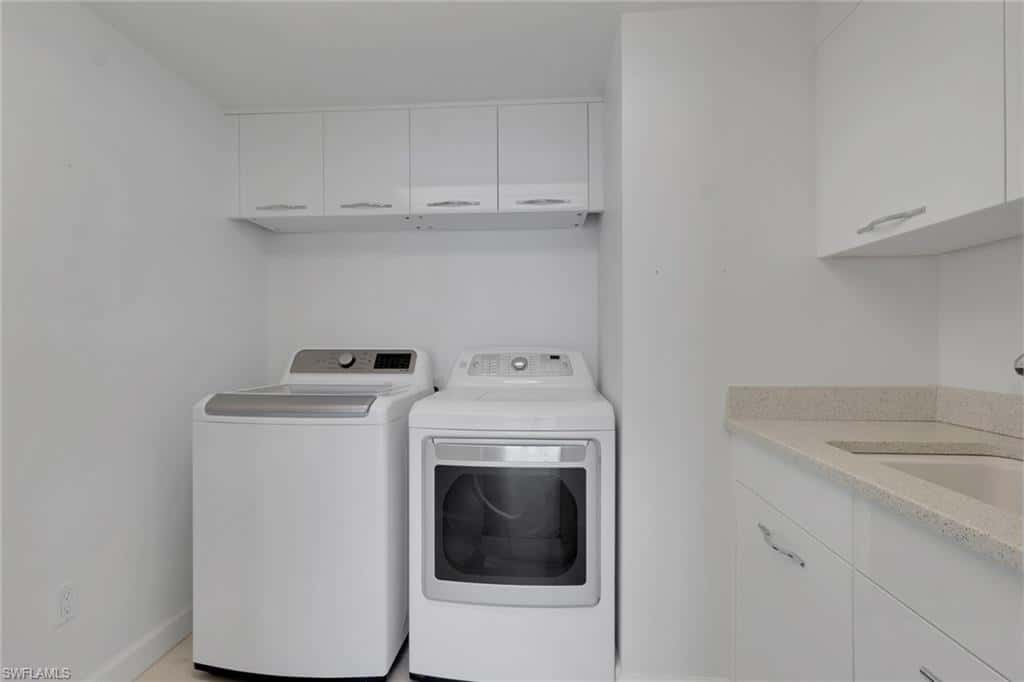 8231 Bay Colony Dr #602, Naples, photo 37
