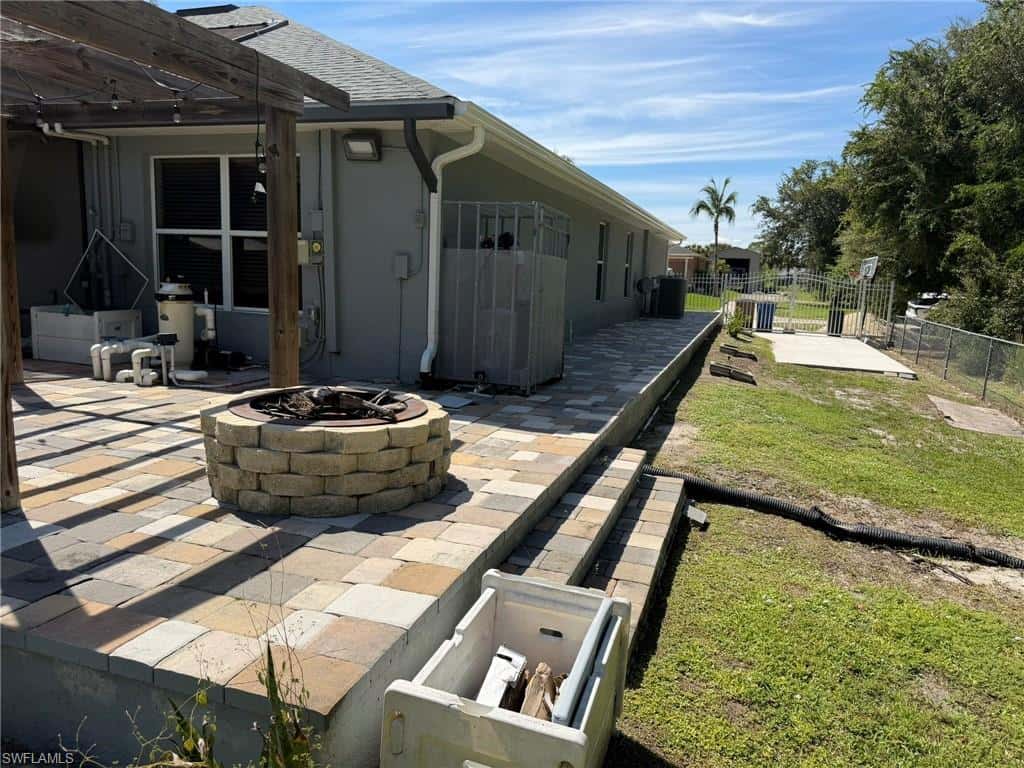 702 Calvin Ave, Lehigh Acres, photo 42