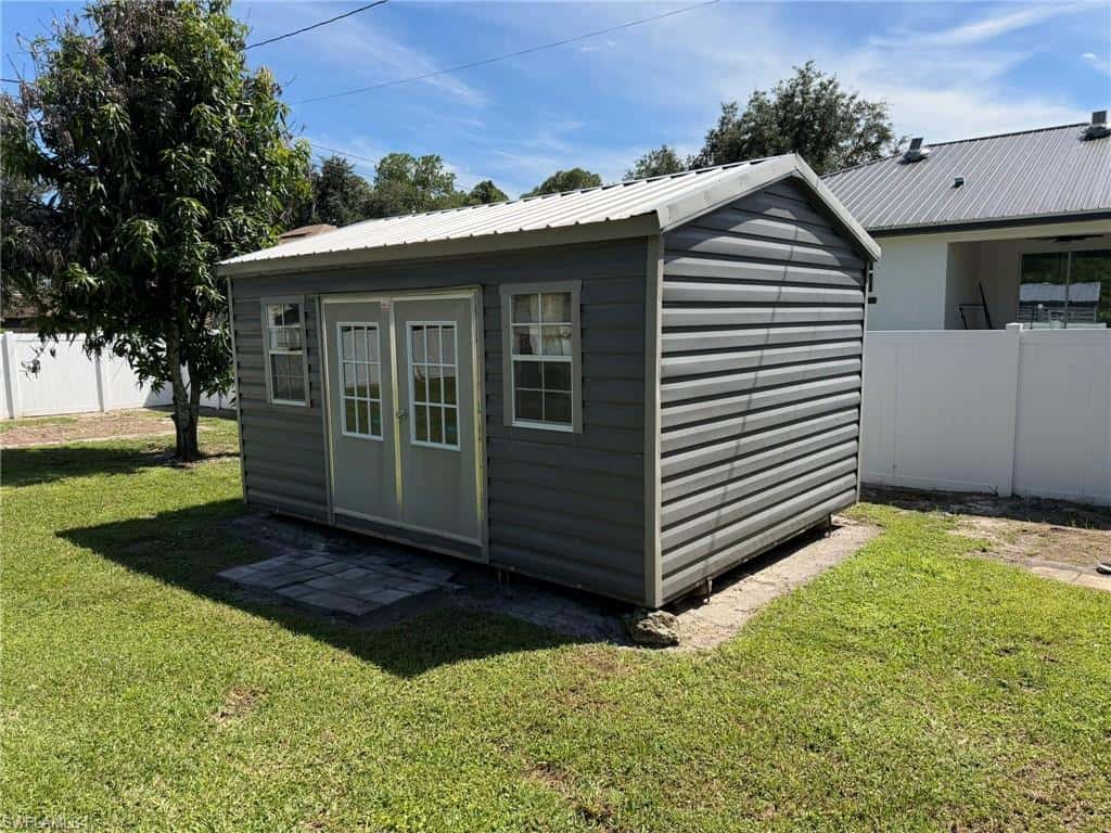702 Calvin Ave, Lehigh Acres, photo 46