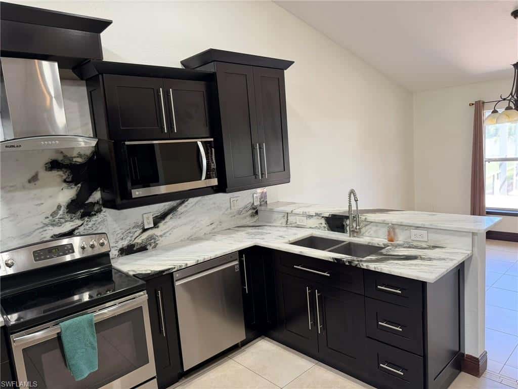702 Calvin Ave, Lehigh Acres, photo 12