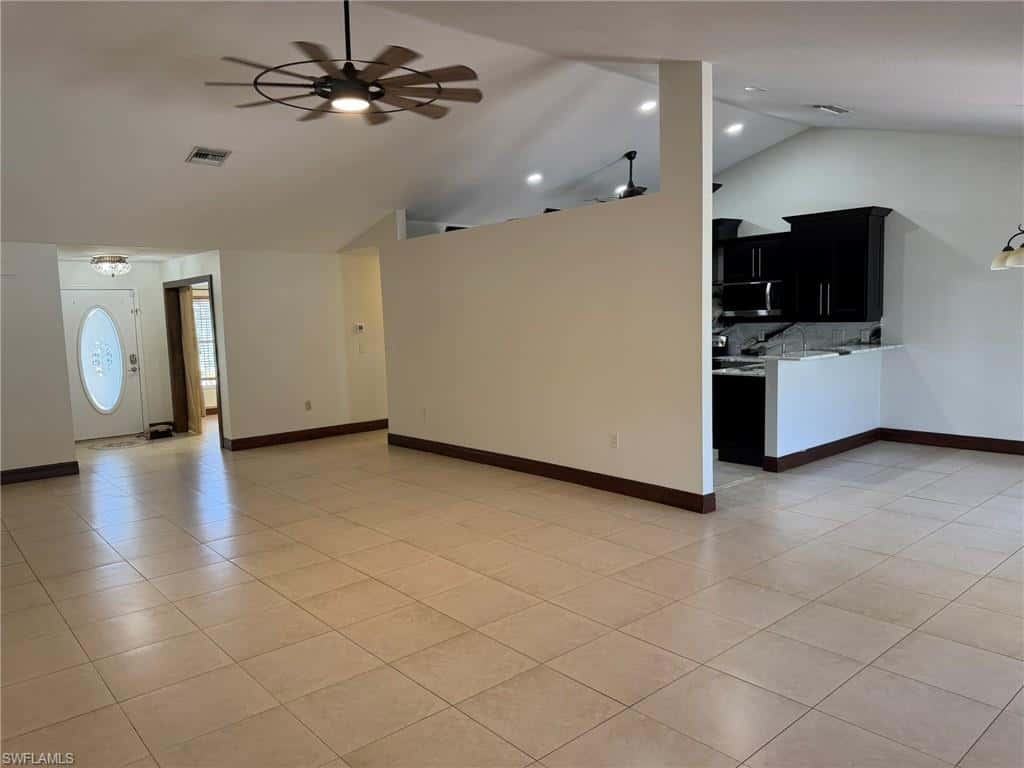 702 Calvin Ave, Lehigh Acres, photo 25
