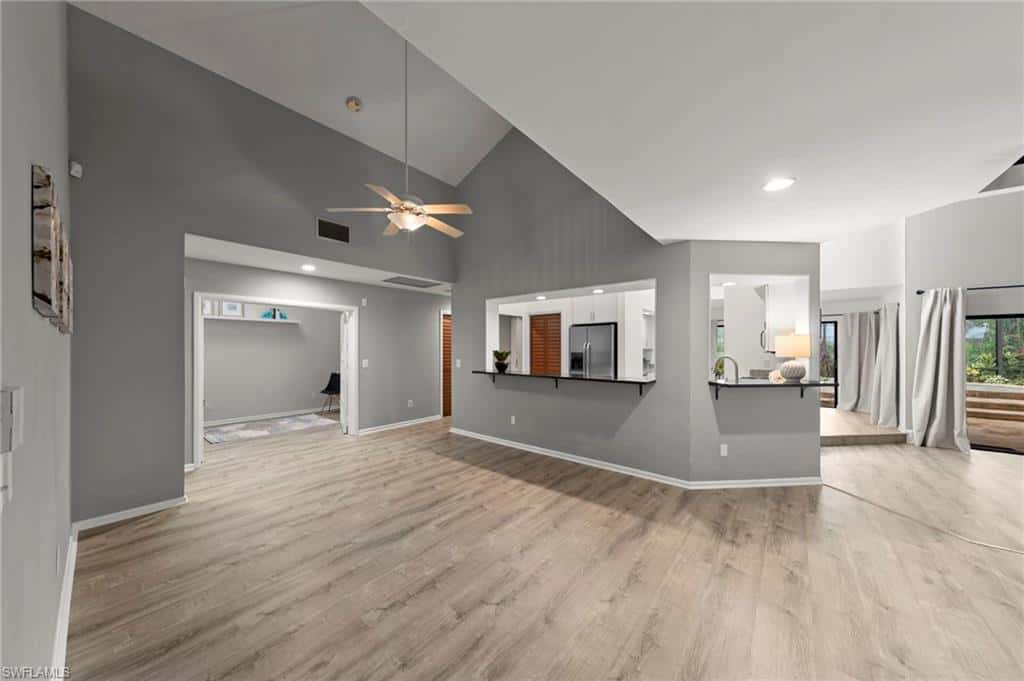 28417 Highgate Dr, Bonita Springs, photo 4