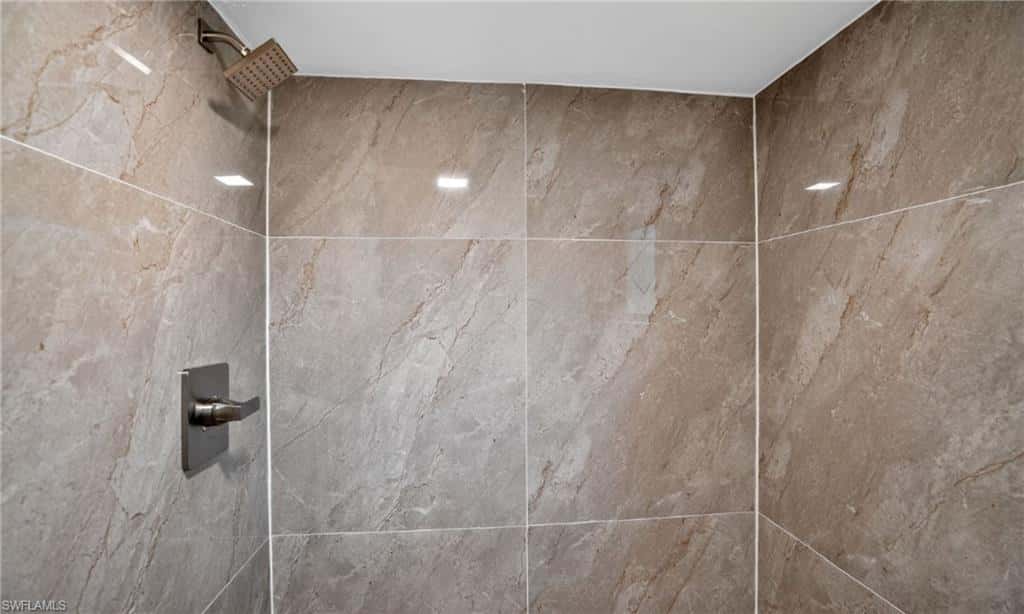 1826 Kings Lake Blvd #101, Naples, photo 31