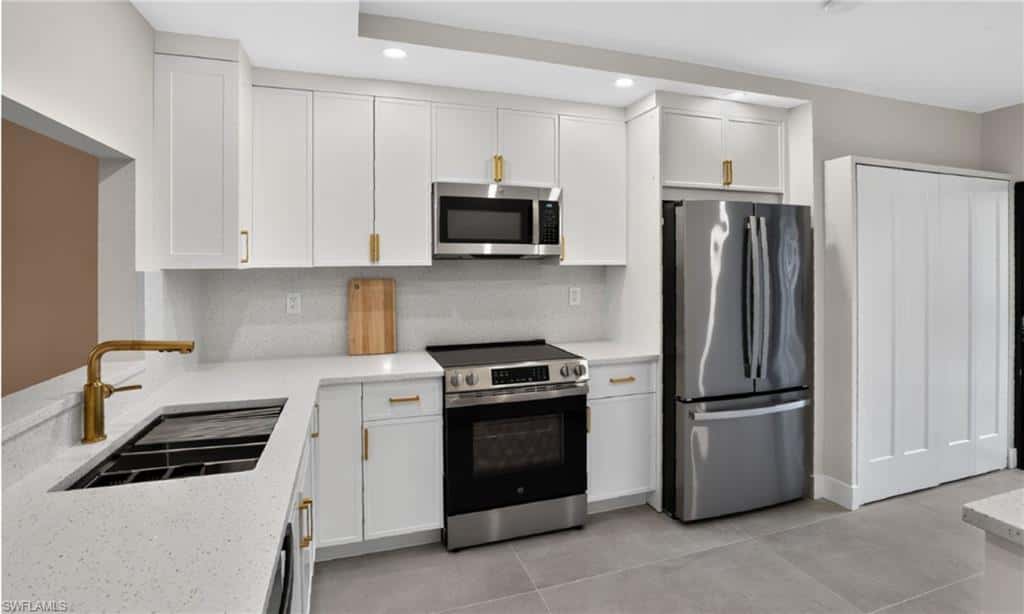 1826 Kings Lake Blvd #101, Naples, photo 8