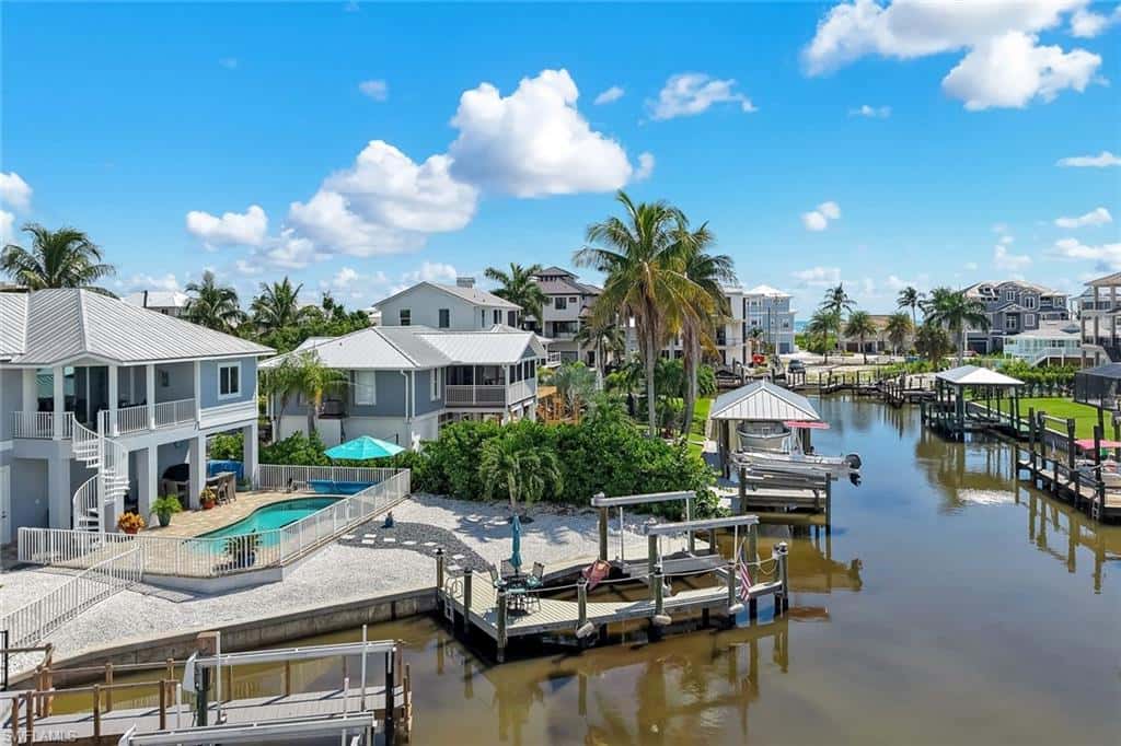 117 Sand Dollar Dr, Fort Myers Beach, photo 45