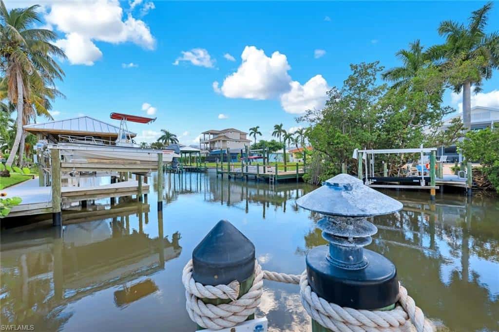 117 Sand Dollar Dr, Fort Myers Beach, photo 48